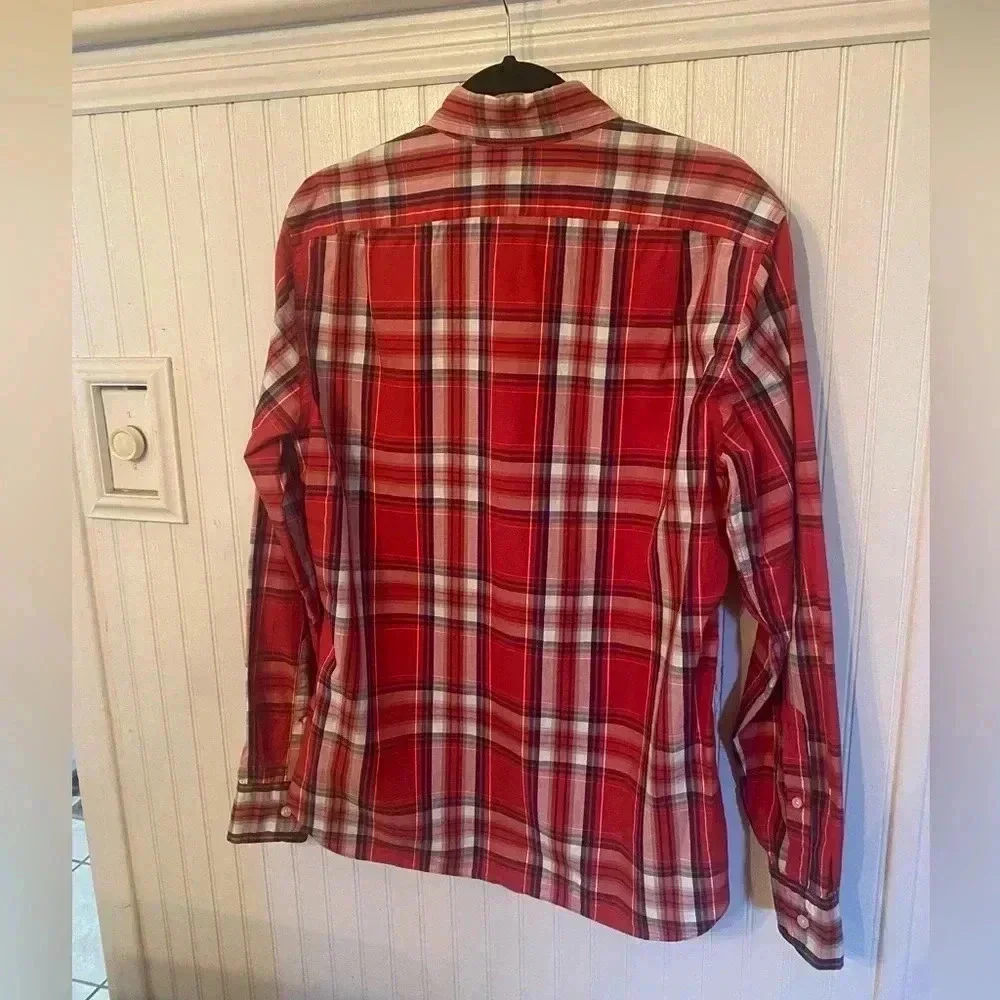J. Crew Men’s plaid Long Sleeved Button-up shirt